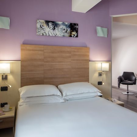 Hotel Domidea Roma Esterno foto